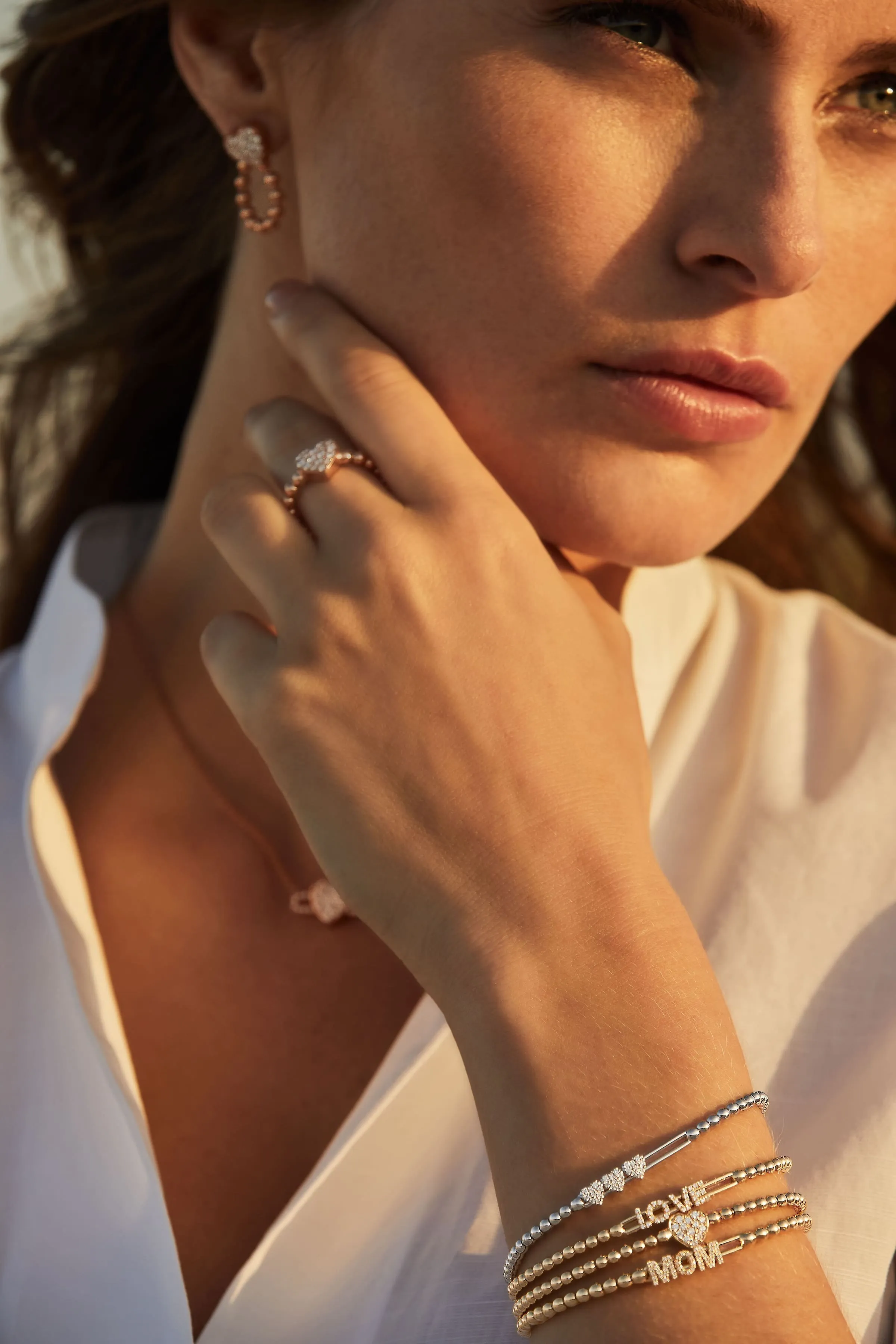 0.20ctw, 18K White Gold MOM Tresore Stretch Bracelet