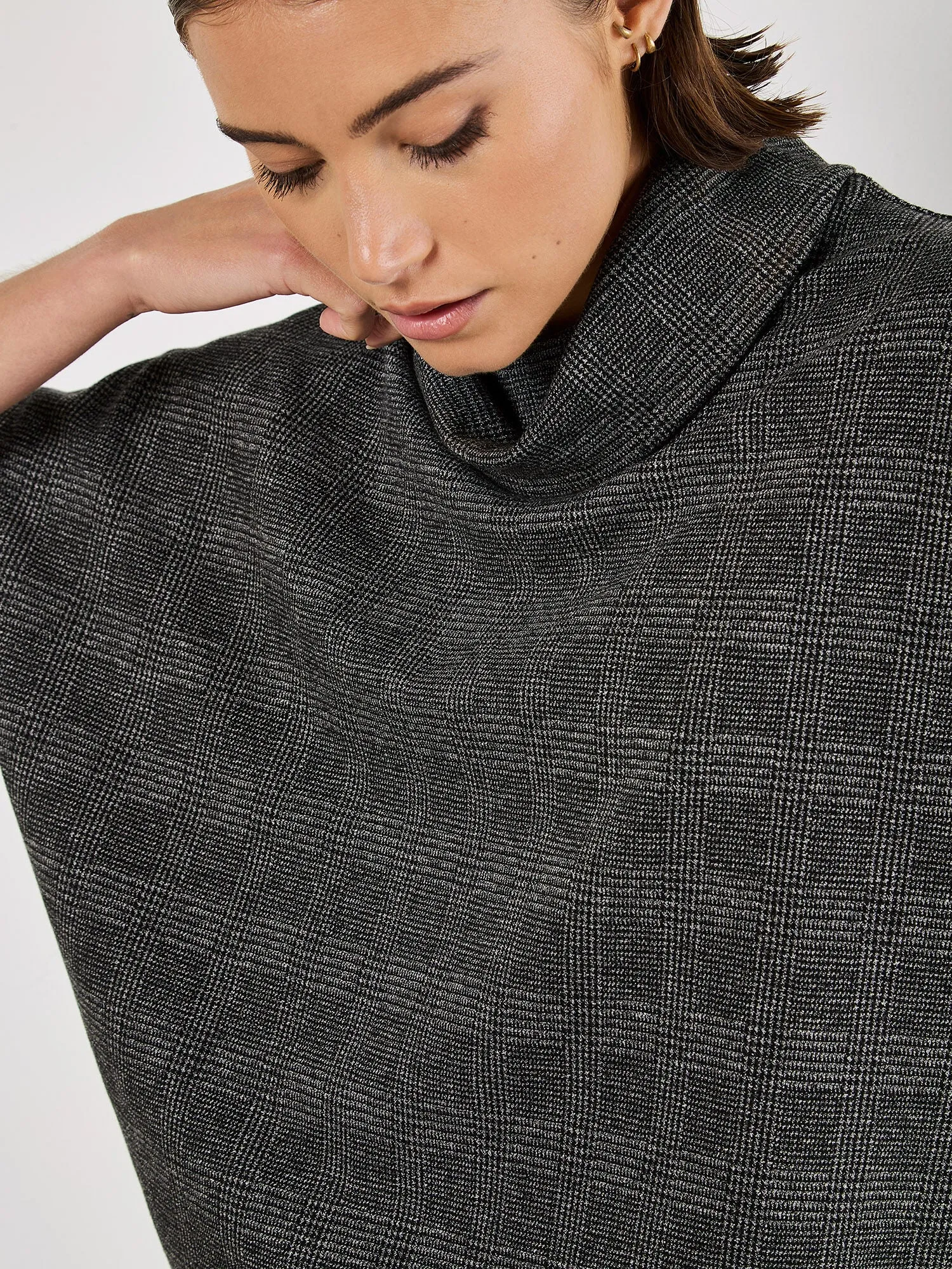 Apricot  Women's Check Print Batwing Top - Grey