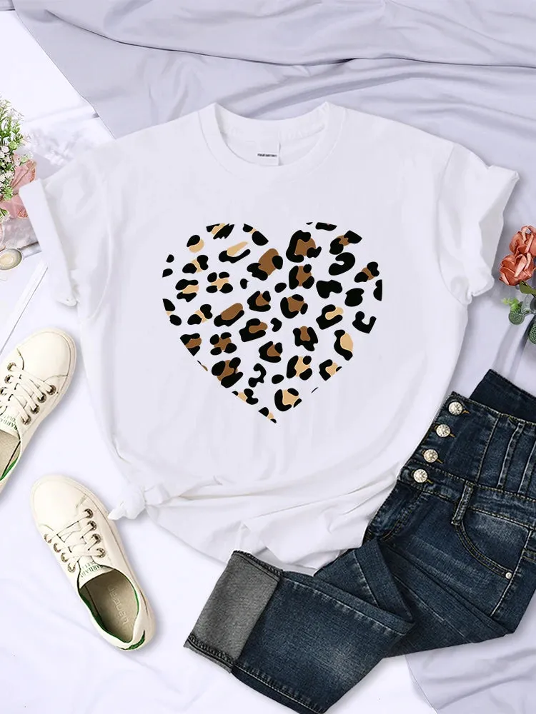 Broken Leopard Heart T-Shirt Casual Fashion Top Comfortable Women's TEE