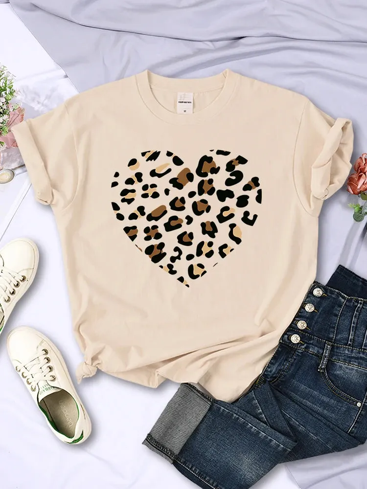 Broken Leopard Heart T-Shirt Casual Fashion Top Comfortable Women's TEE