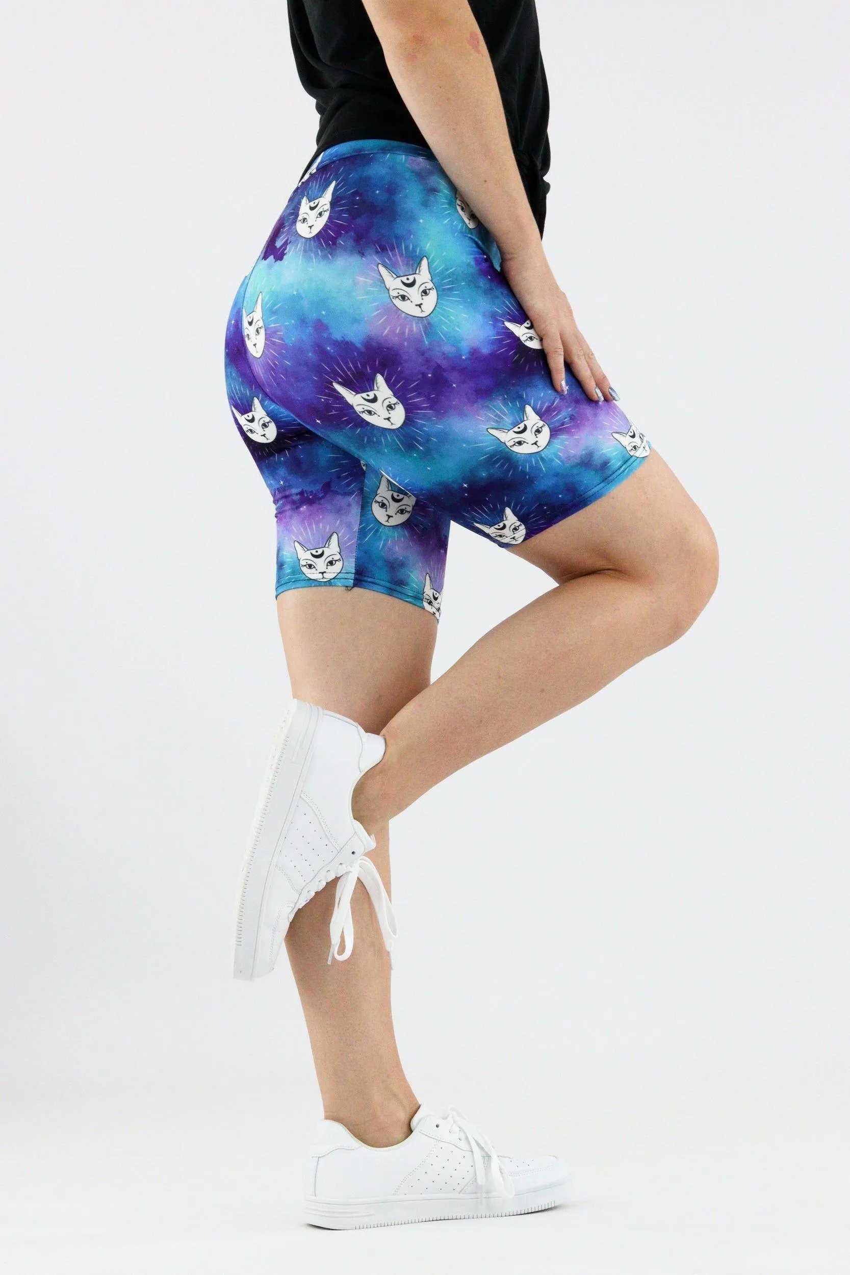 Cat Witch - Casual Mid Shorts