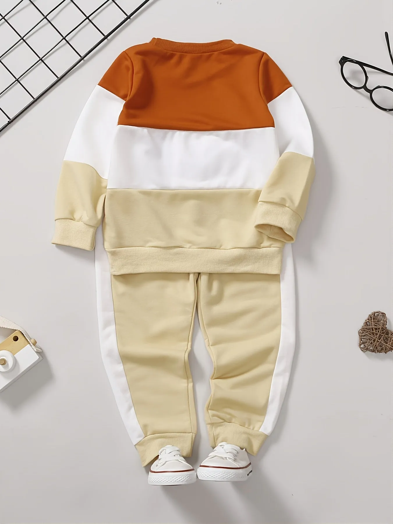 Colorblock Letter Sweatshirt & Pant Set for Baby Boys