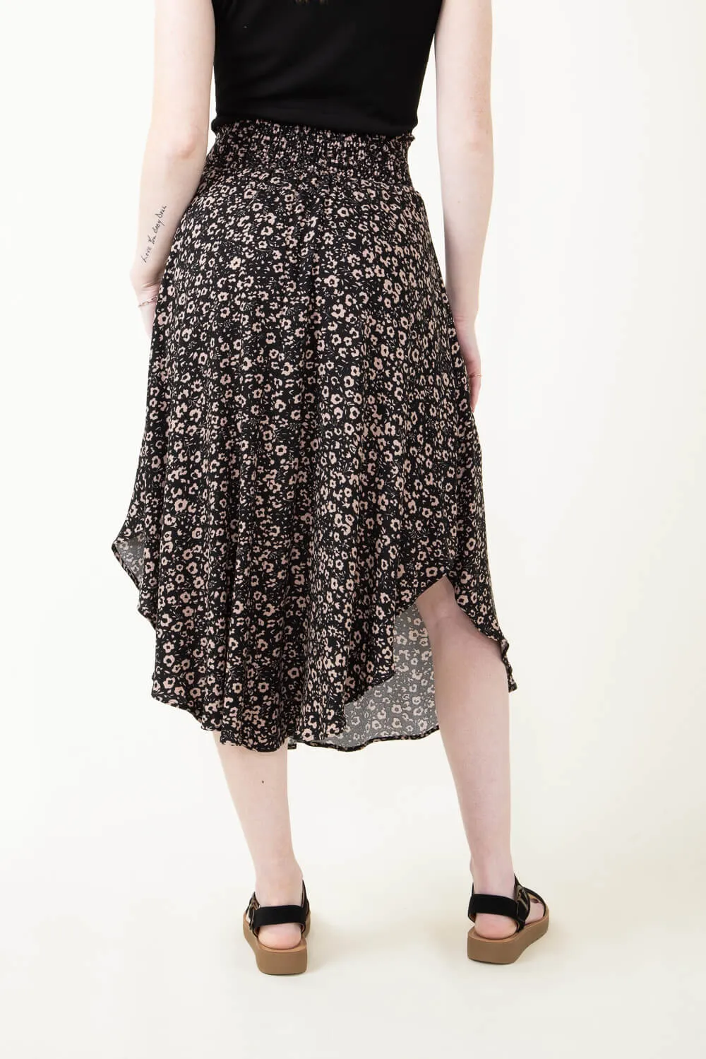 Ditsy Floral Hi-Low Midi Skirt for Women in Black | NS16762J6-BLACK