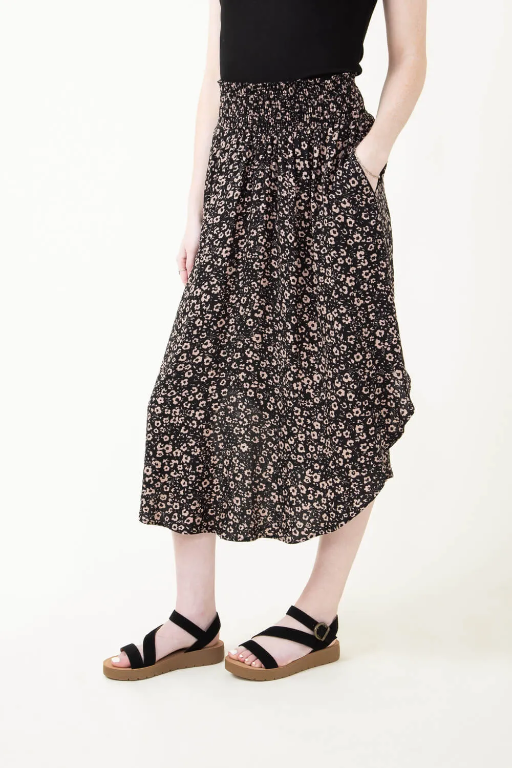 Ditsy Floral Hi-Low Midi Skirt for Women in Black | NS16762J6-BLACK