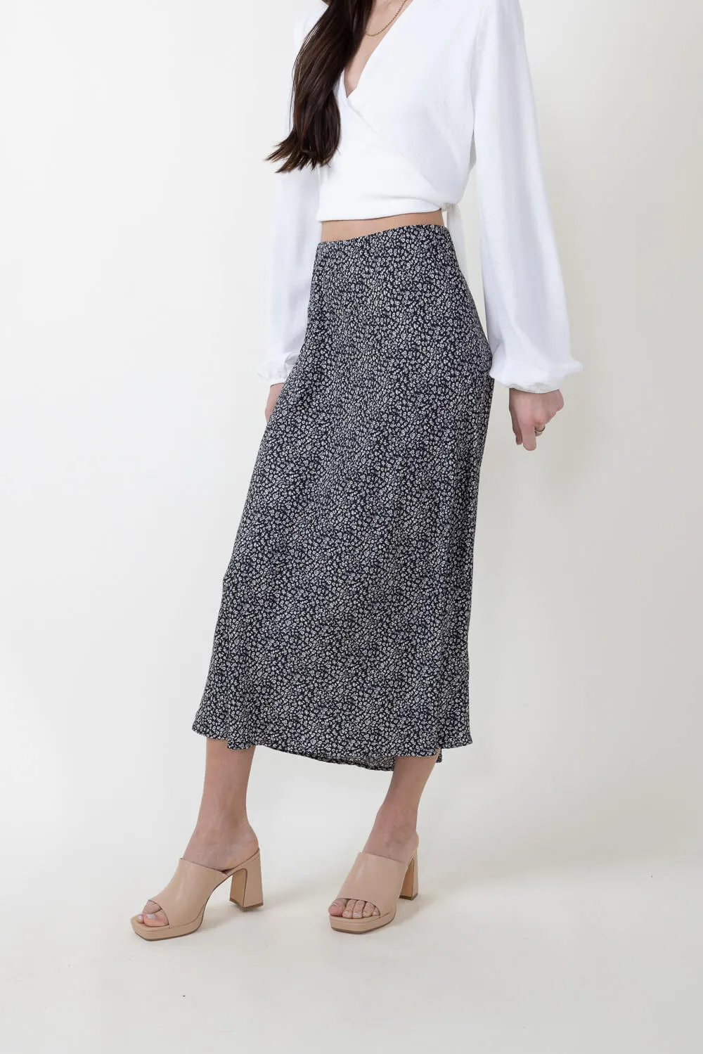 Ditsy Floral Midi Skirt for Women in Black | 71063-BLACK