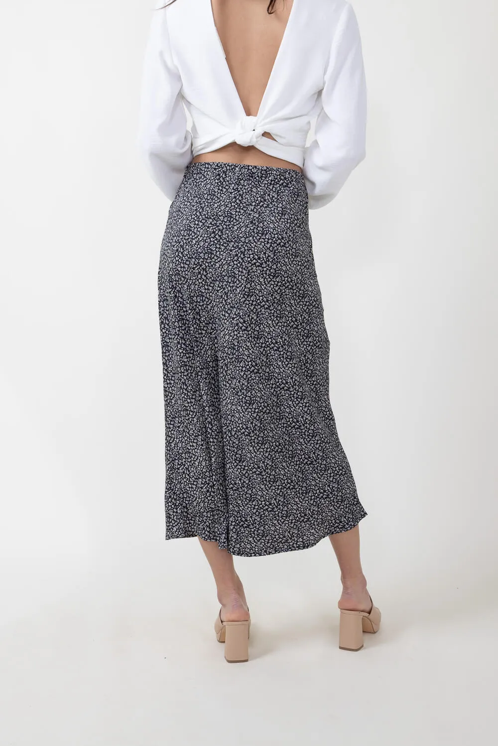 Ditsy Floral Midi Skirt for Women in Black | 71063-BLACK