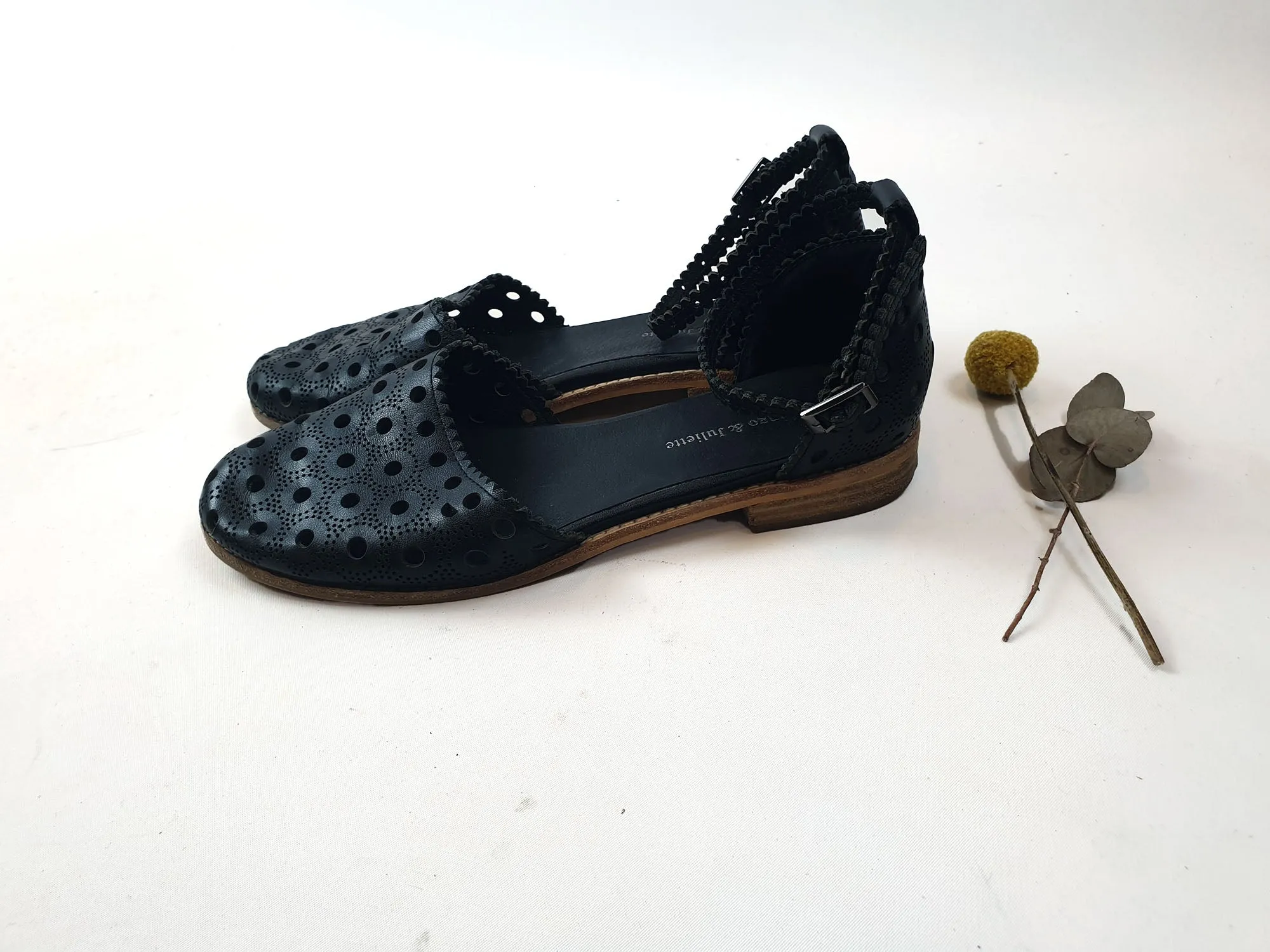 Django & Juliette black perforated leather shoes with ankle strap size 38