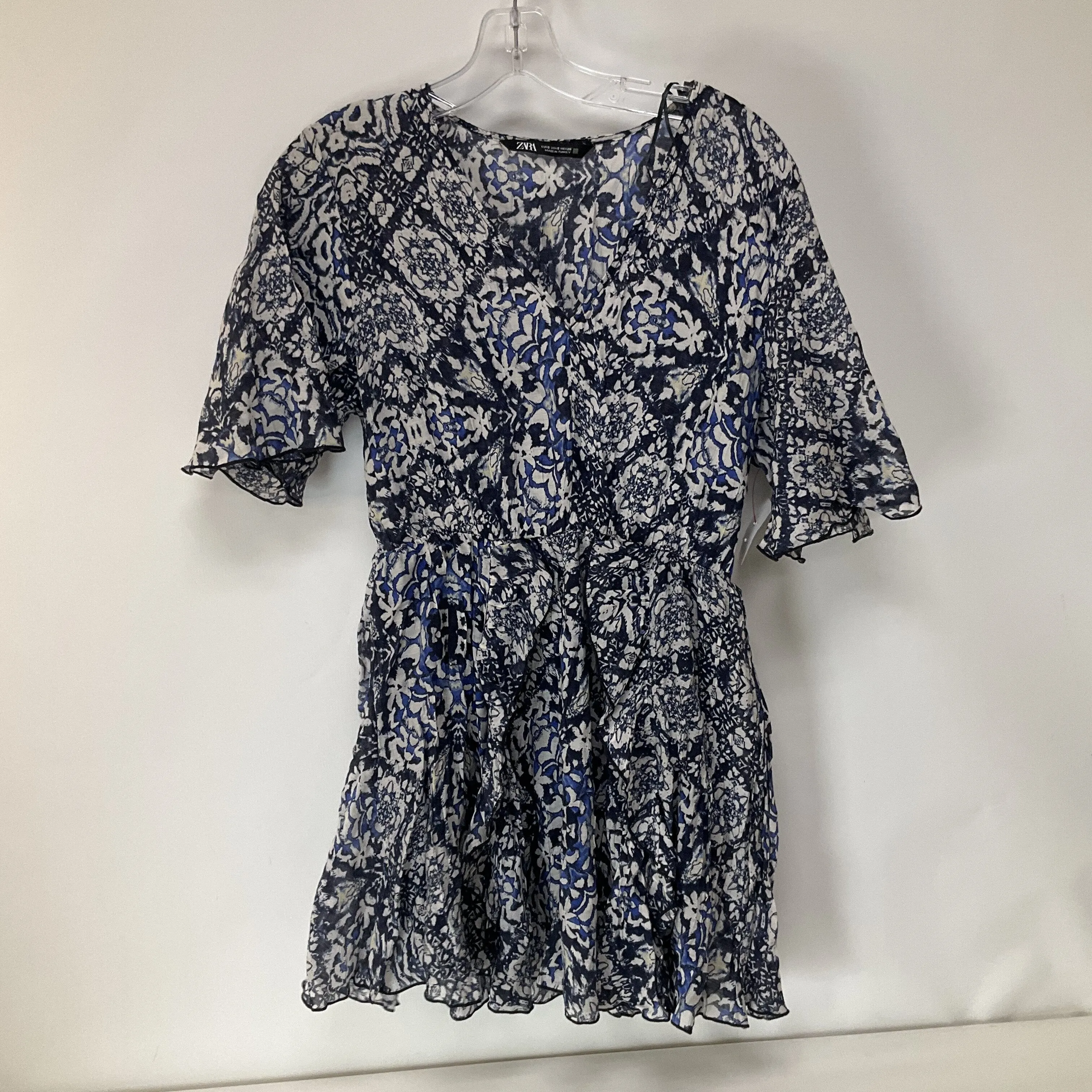 Dress Casual Short By Zara  Size: S