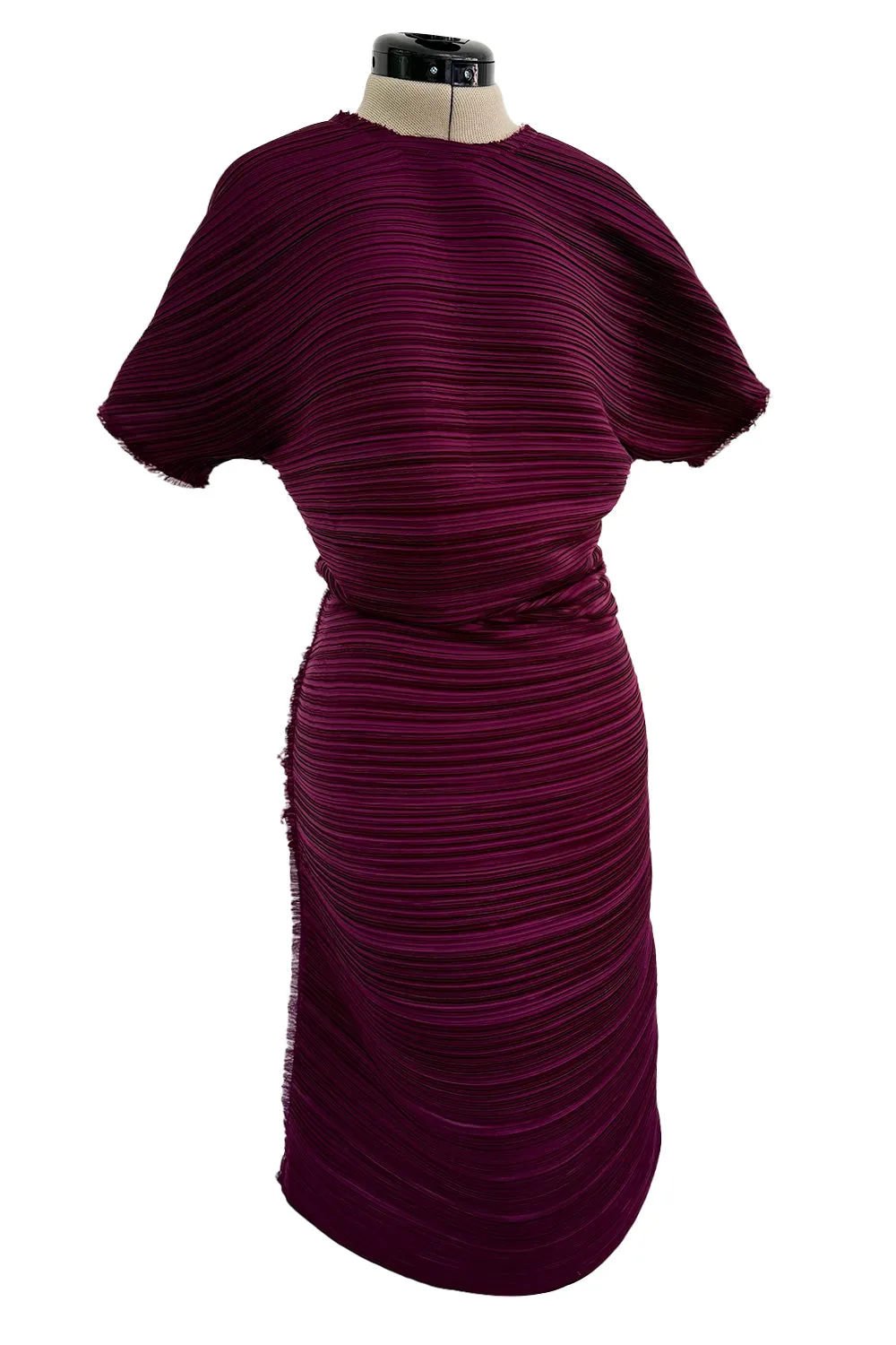 Easy to Wear Spring 2011 Lanvin by Alber Elbaz Runway Look 23 Raspberry Pleat Dress