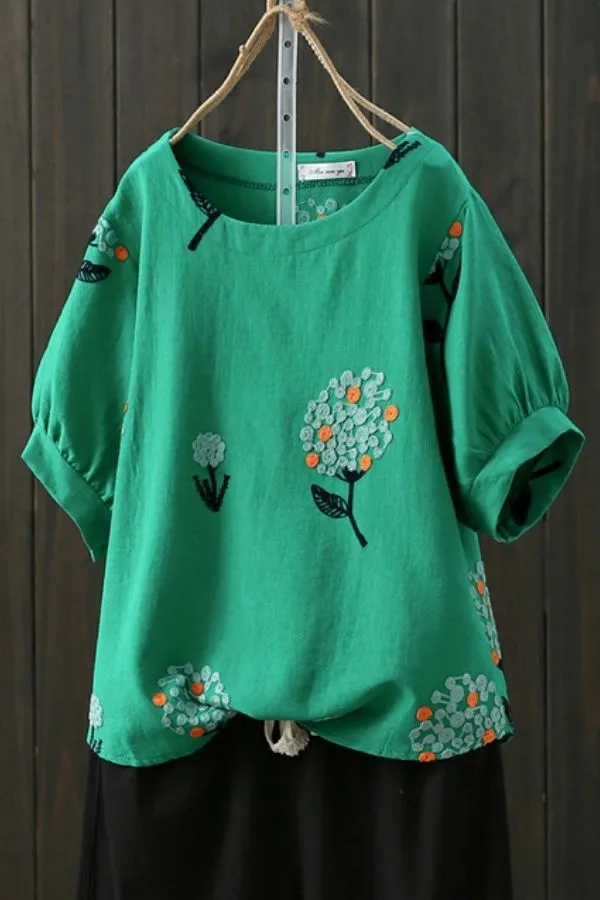 Embroidery Stylish Round Neck T-shirt