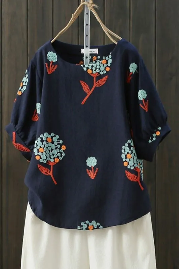 Embroidery Stylish Round Neck T-shirt