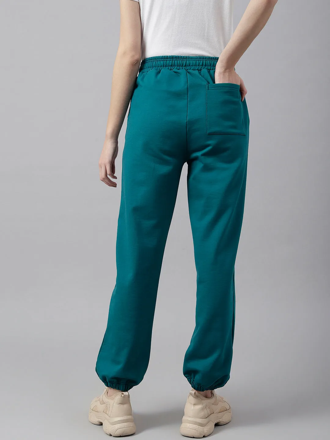 Fitkin Women Green Solid Oversized Fleece Jogger Pants