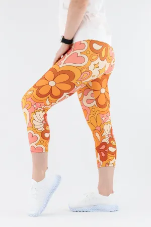 Groovy Love - Casual Capri Leggings