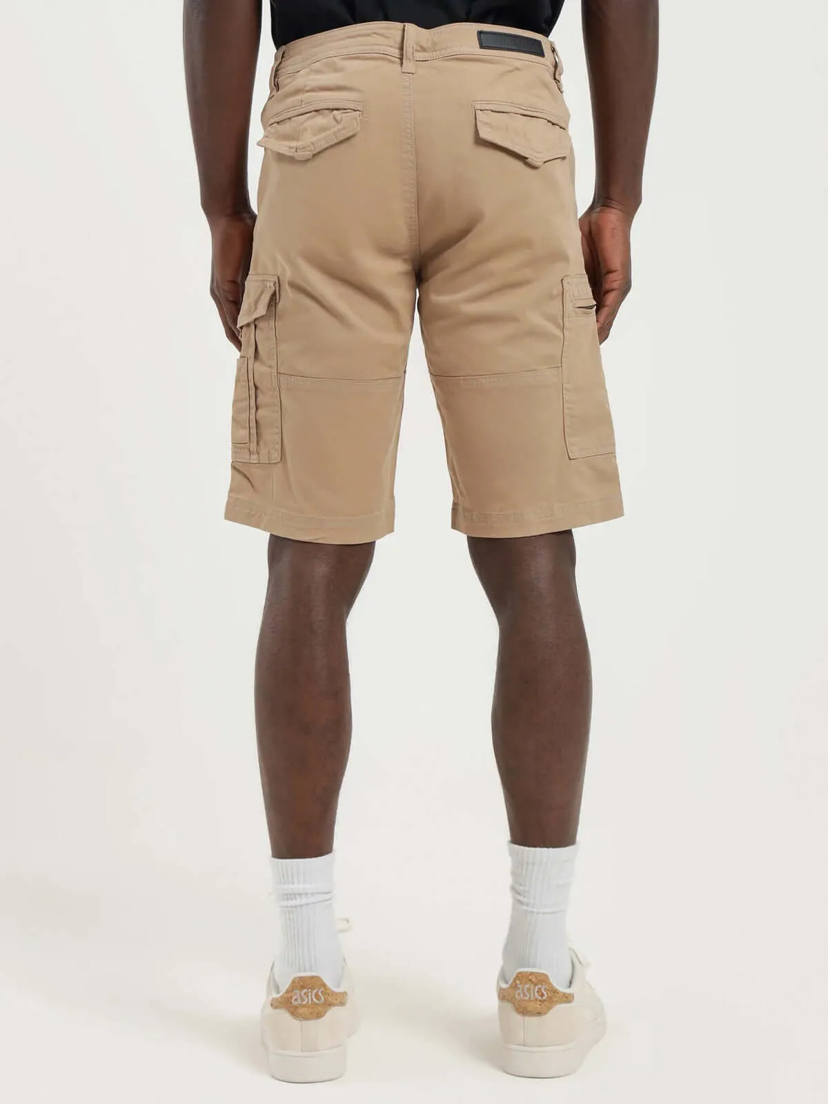 Henleys Mens Leon Cargo Shorts - Desert Sand