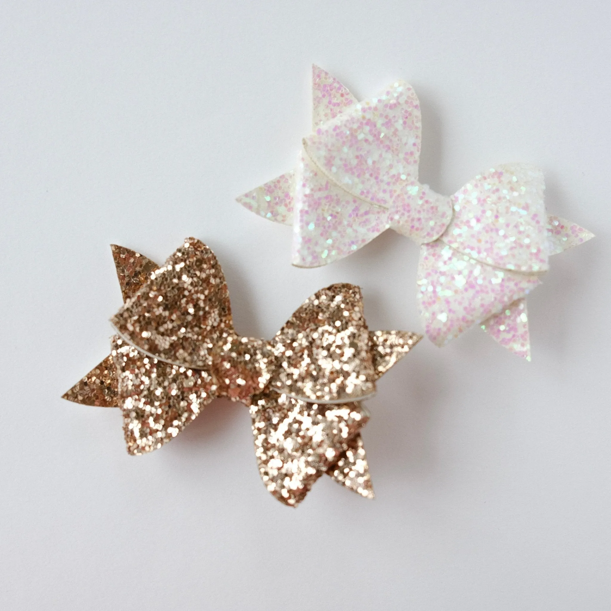 Iris Sparkle Charm Bow Hair Clip
