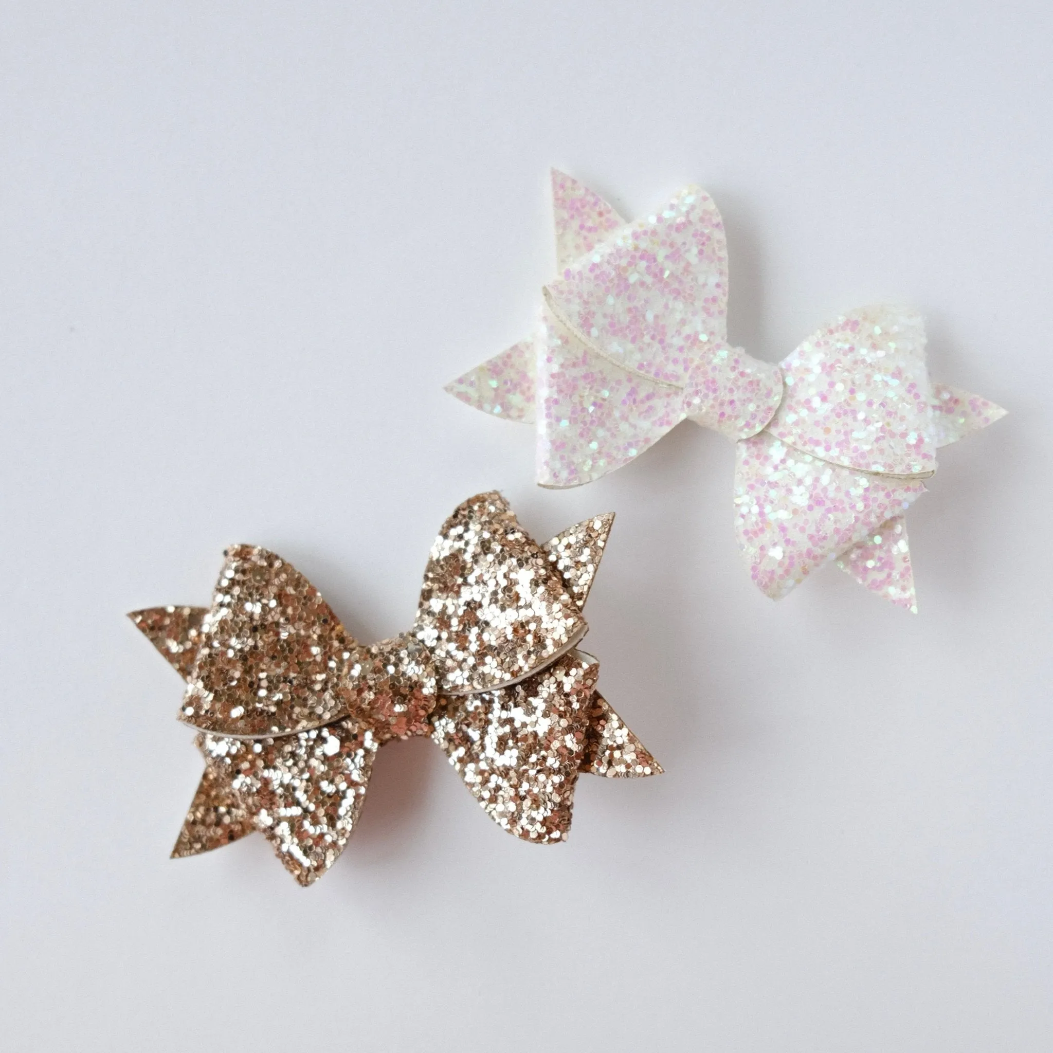 Iris Sparkle Charm Bow Hair Clip