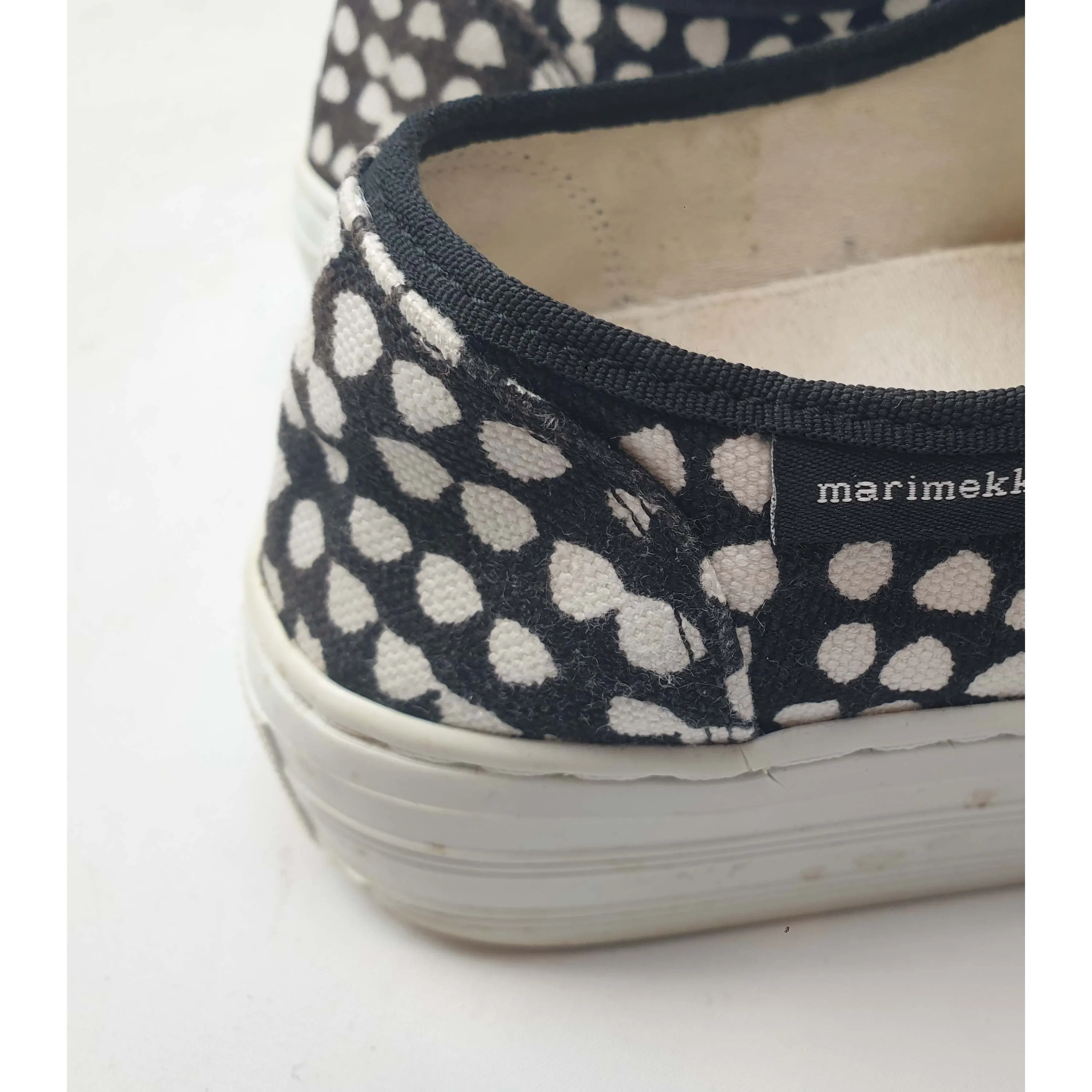 Marimekko low platform black and white print slip on shoes size 36