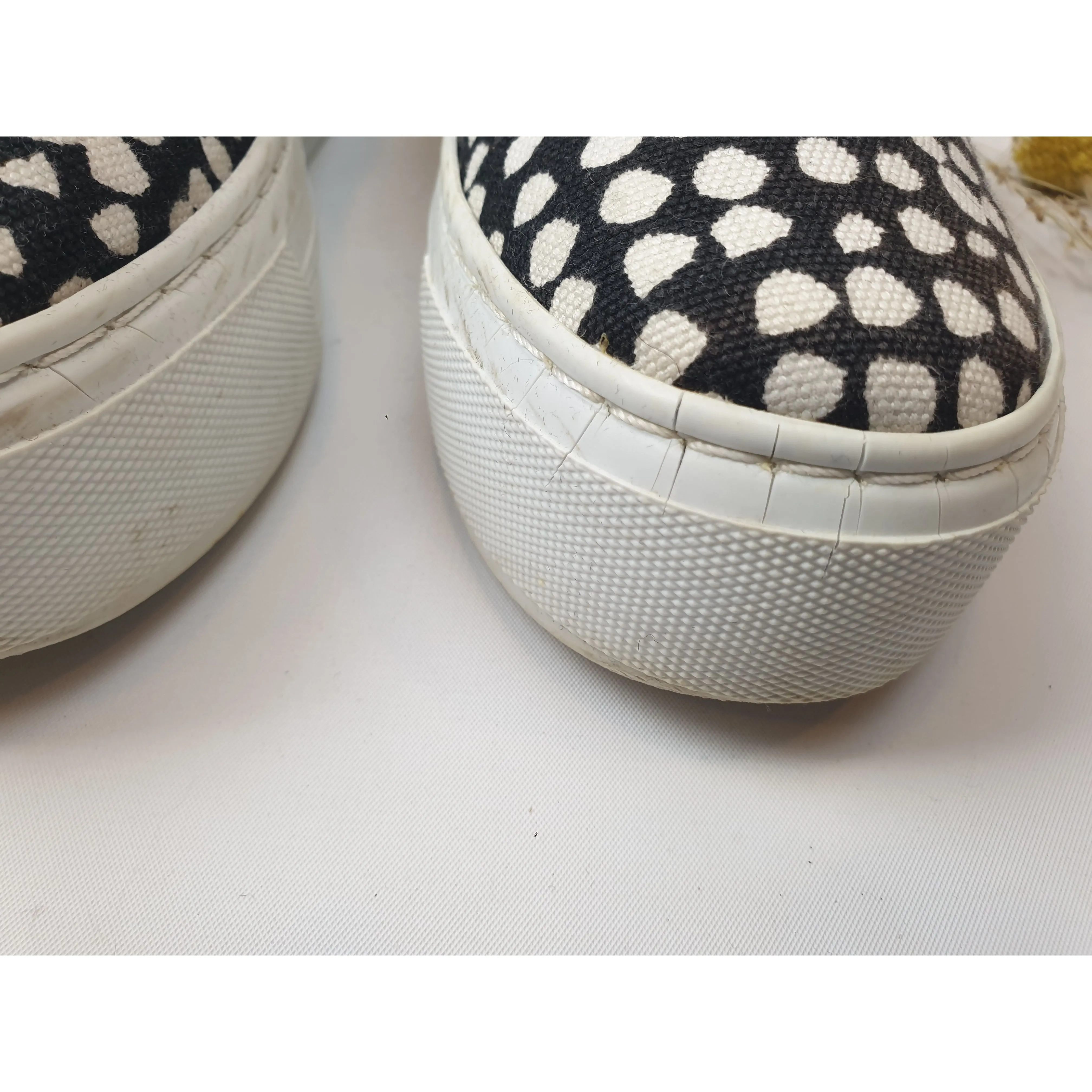 Marimekko low platform black and white print slip on shoes size 36
