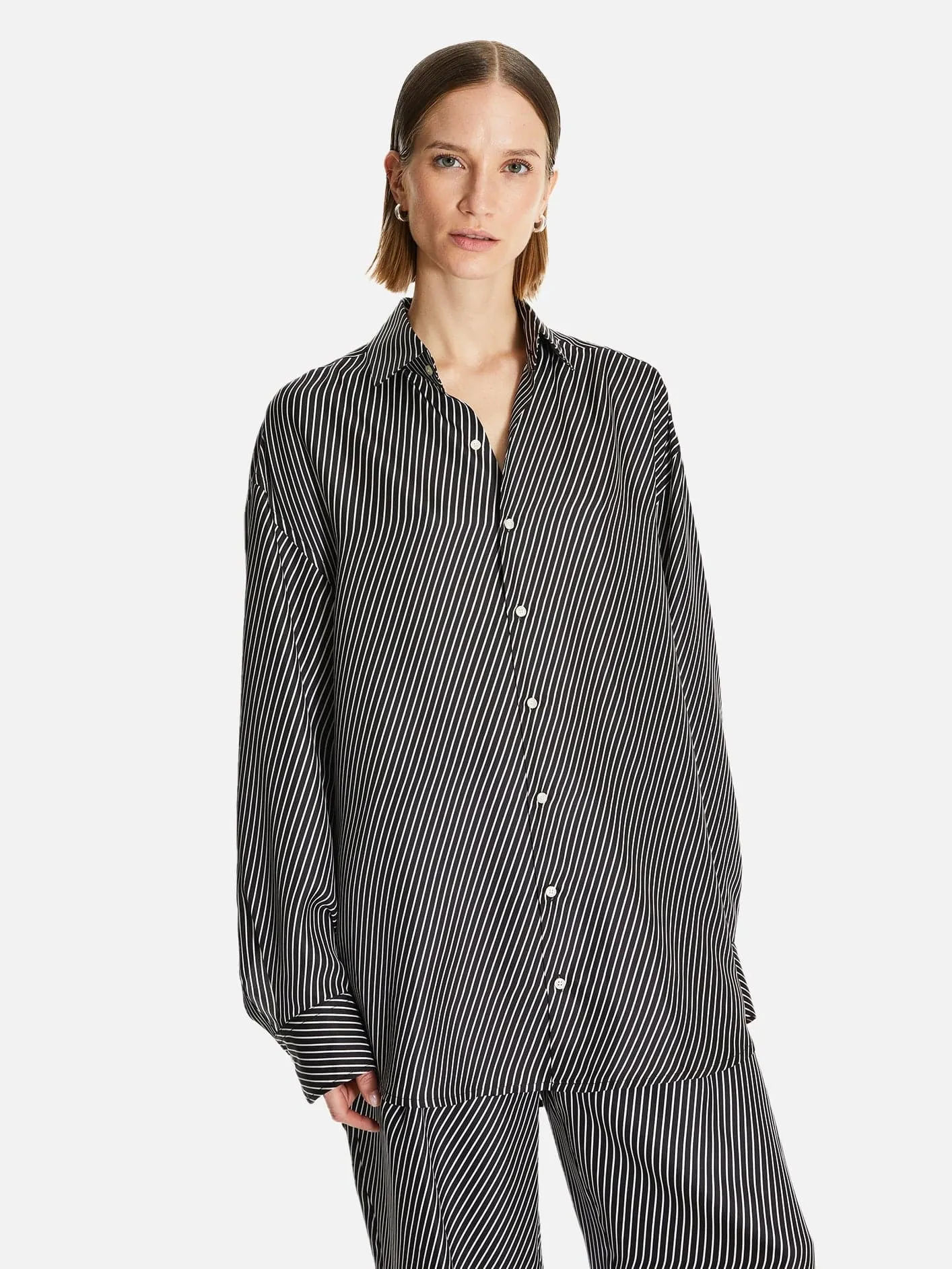 Nagiso Unisex Relaxed Kesim İpek Gömlek