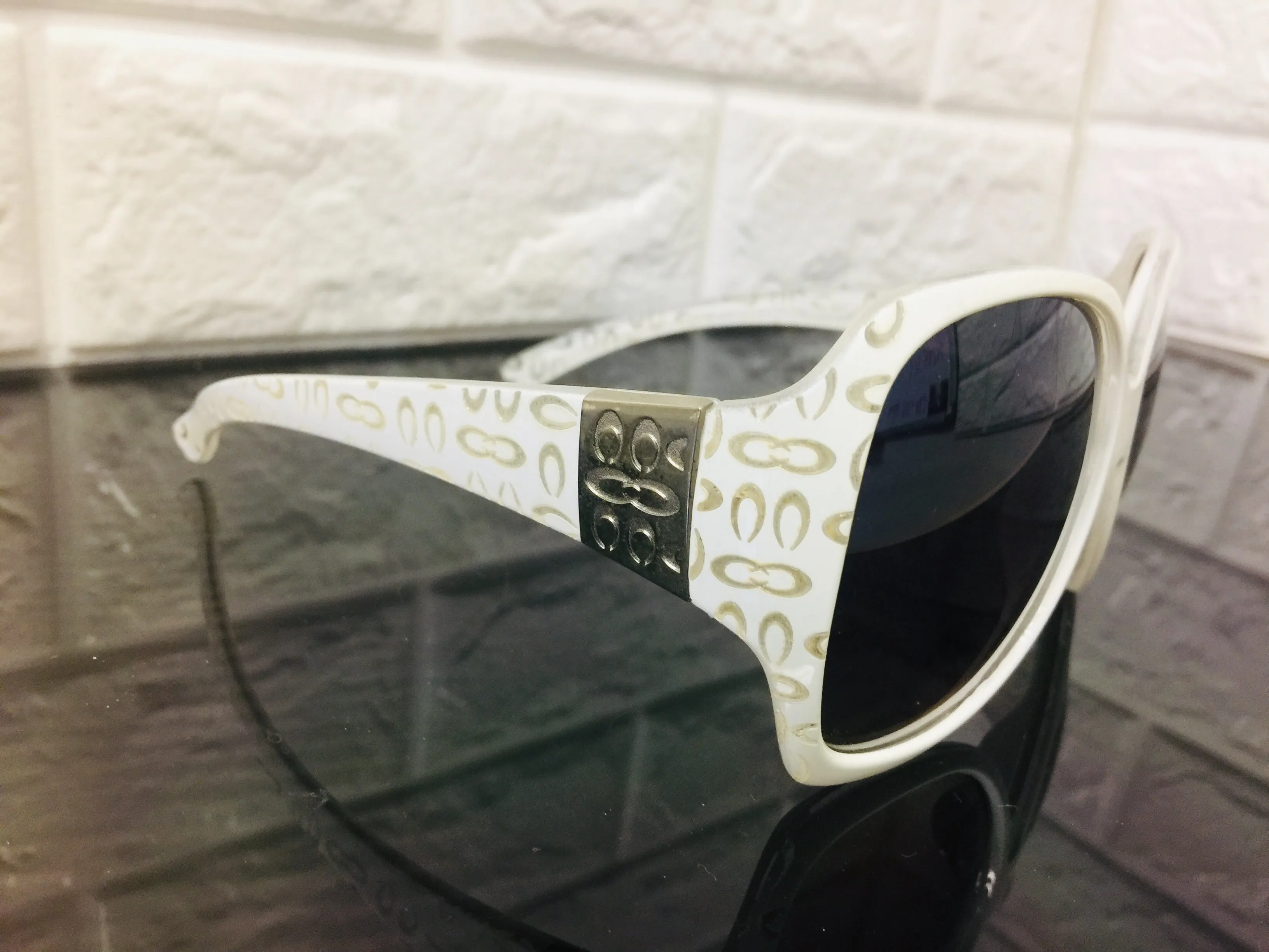 New Designer Rep. Sunglasses, 400 UV Protection! Stylish Gradient Lenses!