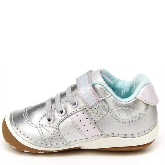 NEW STRIDE RITE kids soft motion artie sneaker in silver