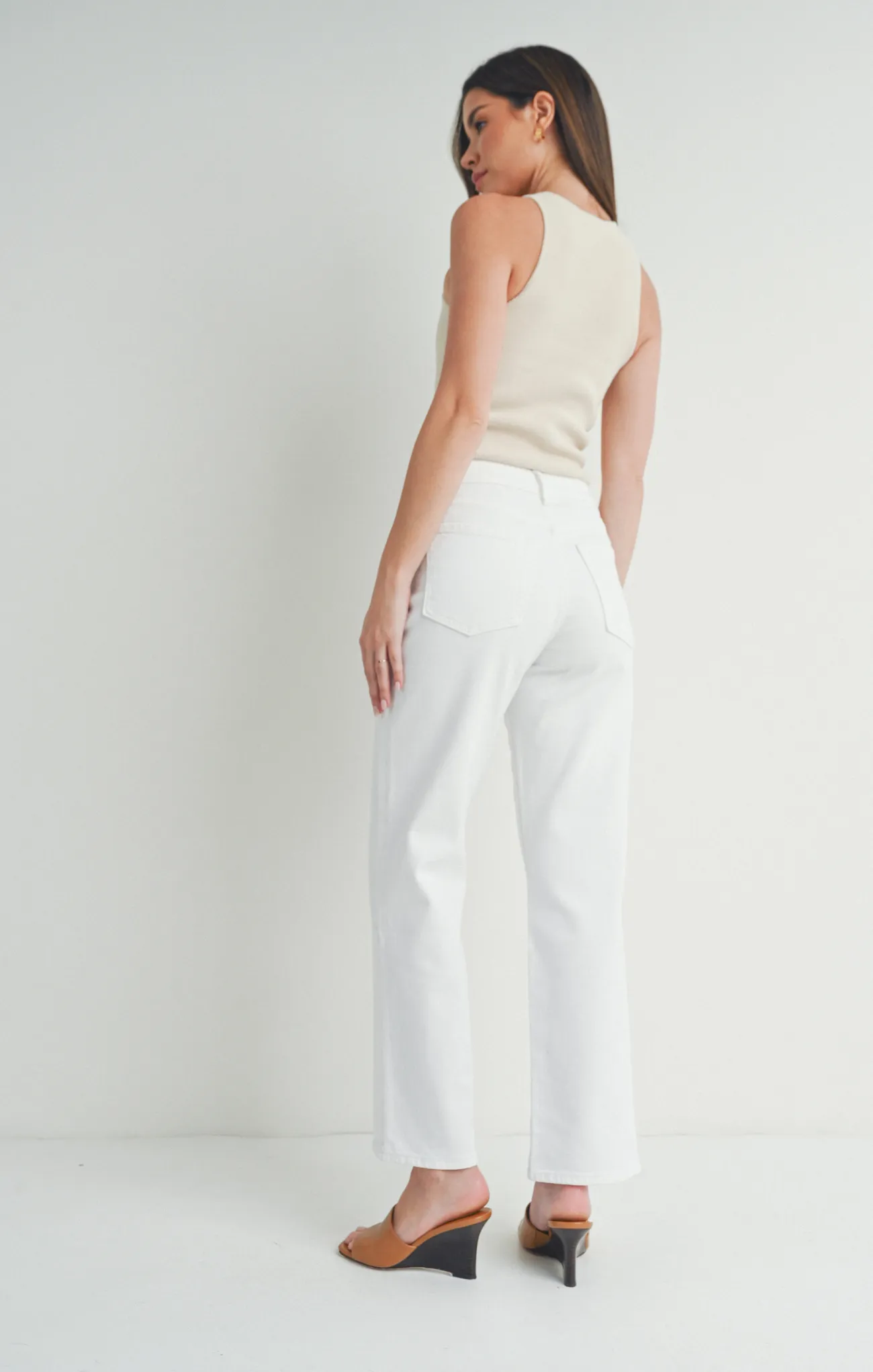Relaxed Straight