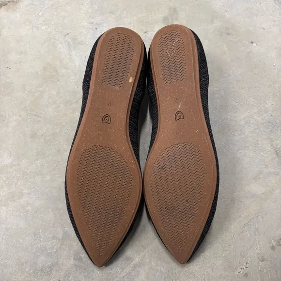 Rothy’s The Point Black/Gray Solid Flat Slip On Shoes Size 9