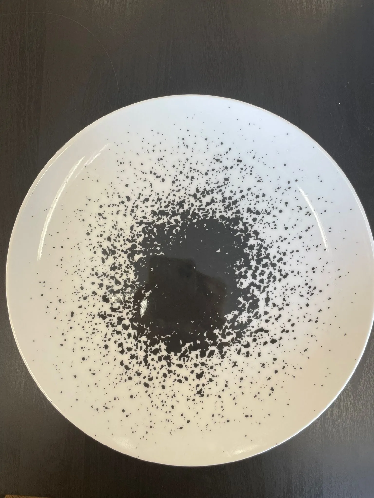 Set of 4 white salad plate with black Design #13