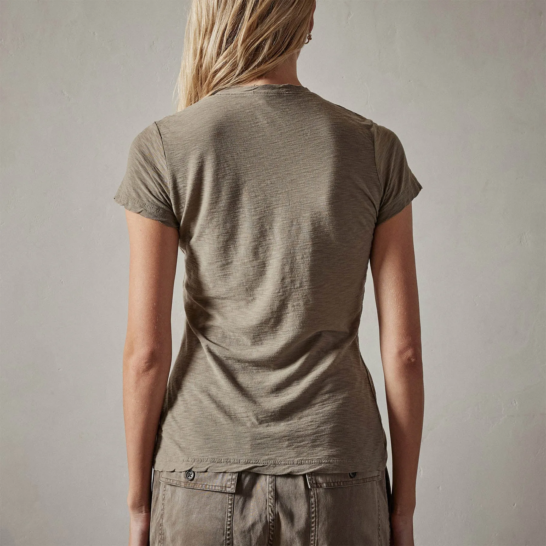 Sheer Slub Casual V Neck - Ammo