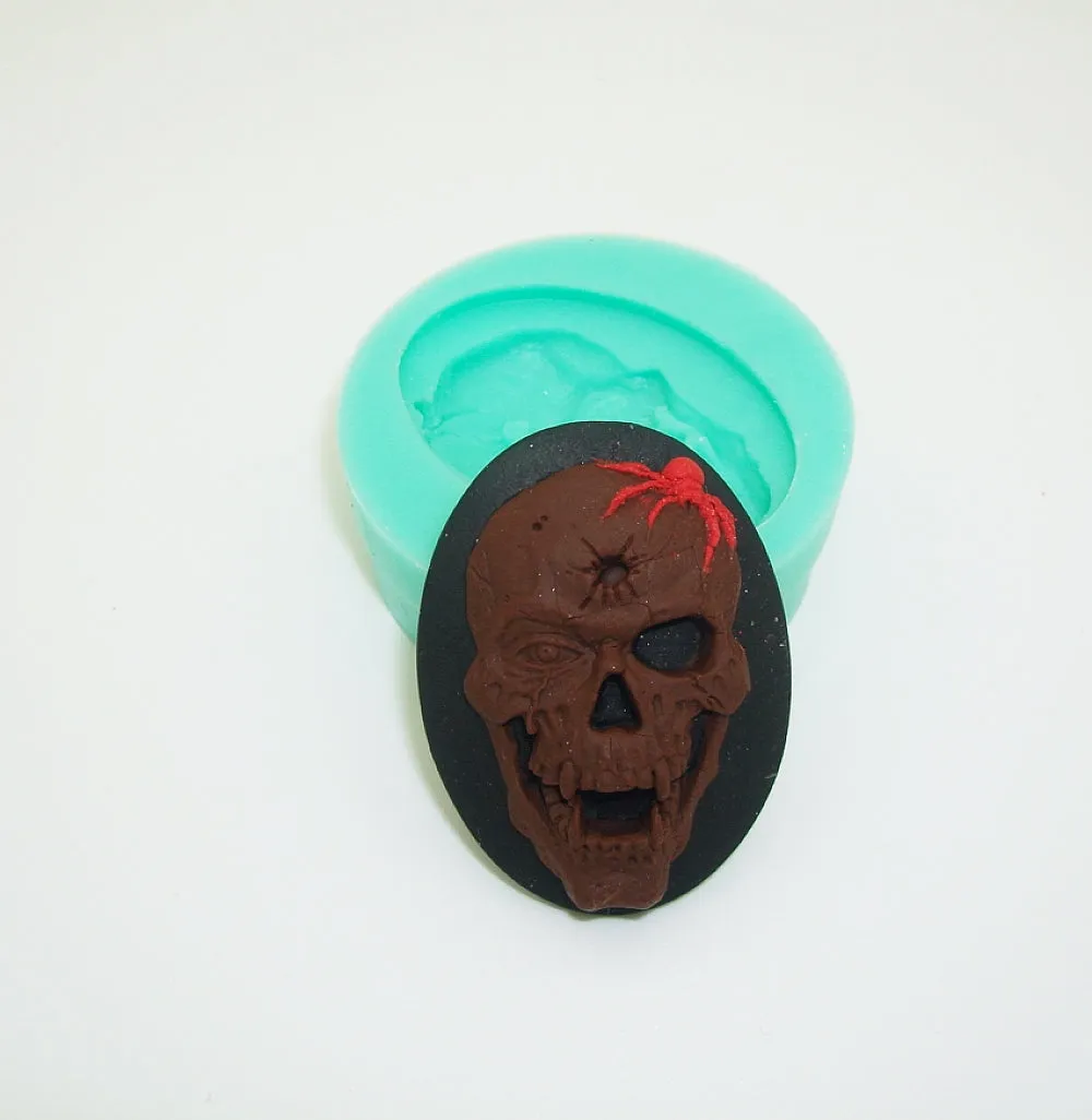 Silicone Mold Spider on Skull  for Crafts, Jewelry, Resin, Polymer Clay.