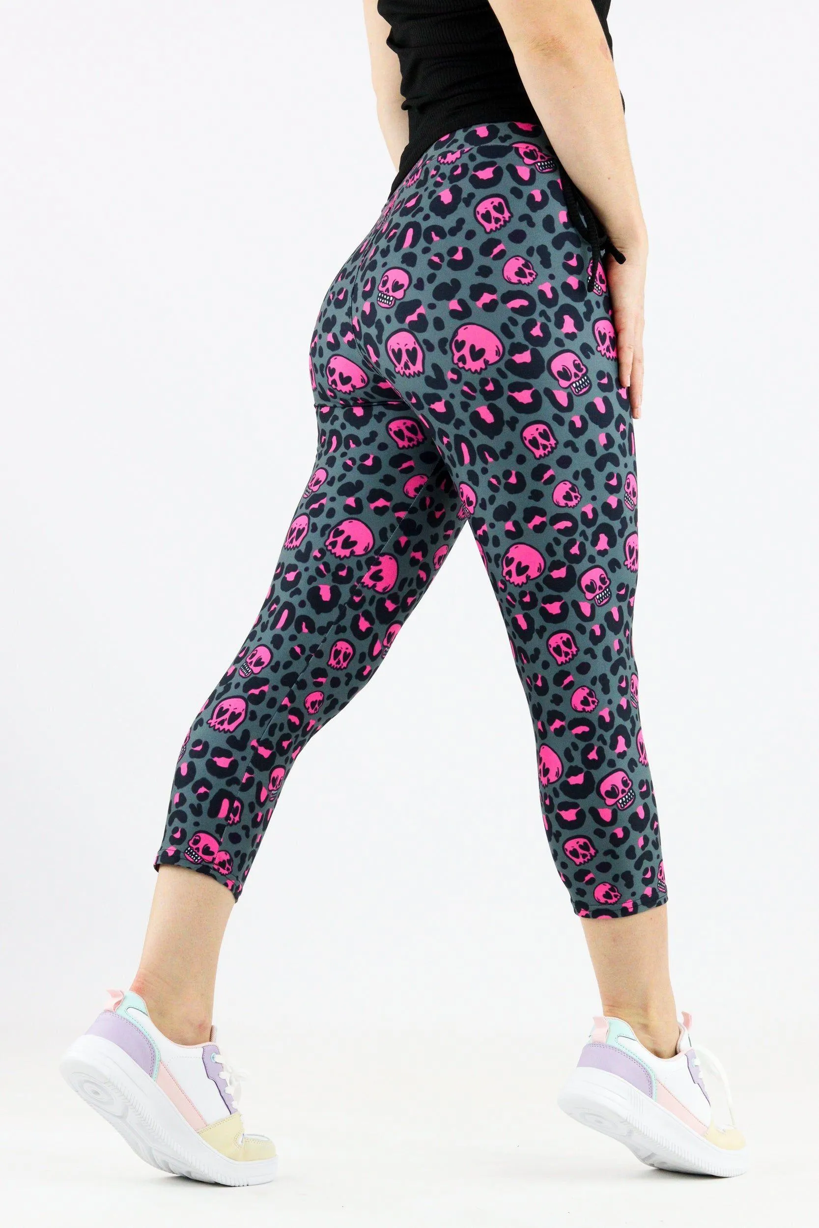 Skull Leopard - Casual Capri Leggings