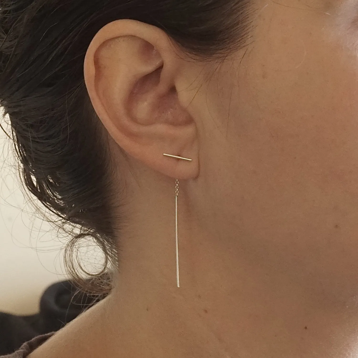 Stylish Modern Hand-Made Round Bar Short Threader Earrings - 0267