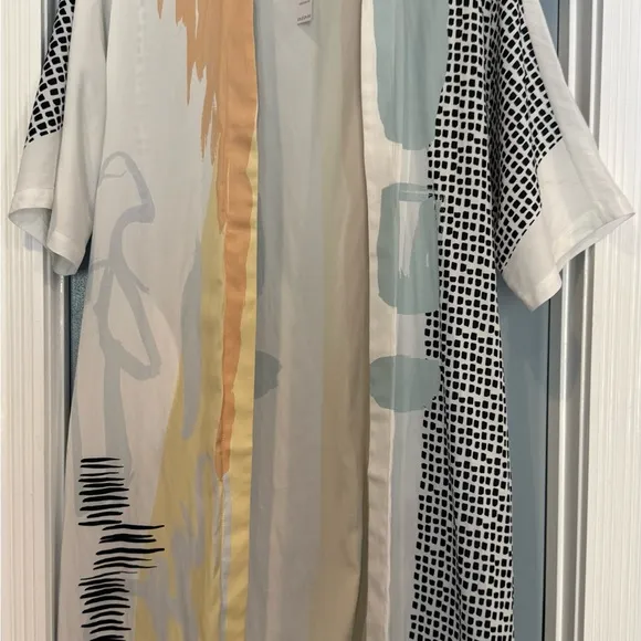 Stylish Multicolor Kimono Wrap! Brand New S/M Absolutely beautiful