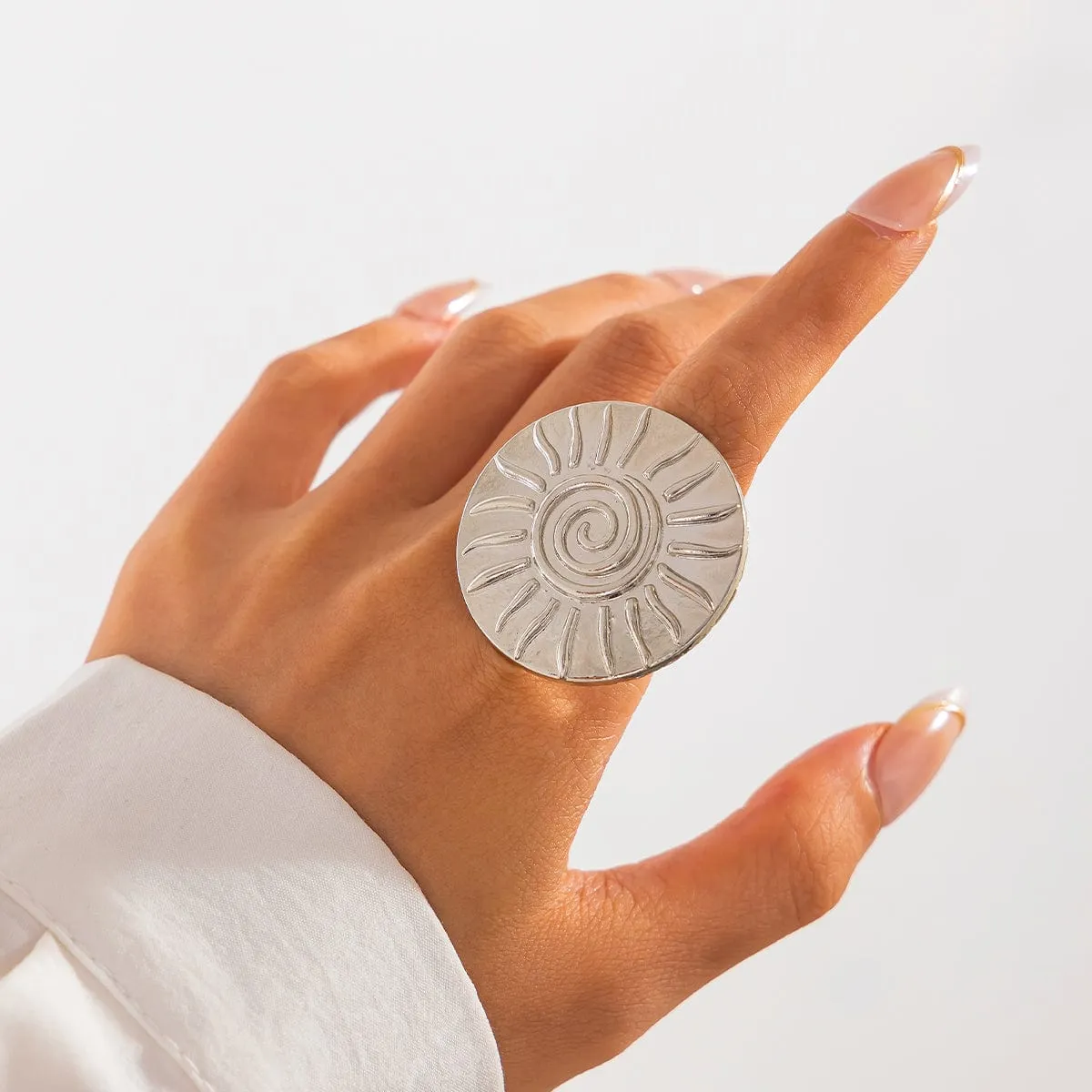 Stylish Relief Sun Round Disk Open Ring