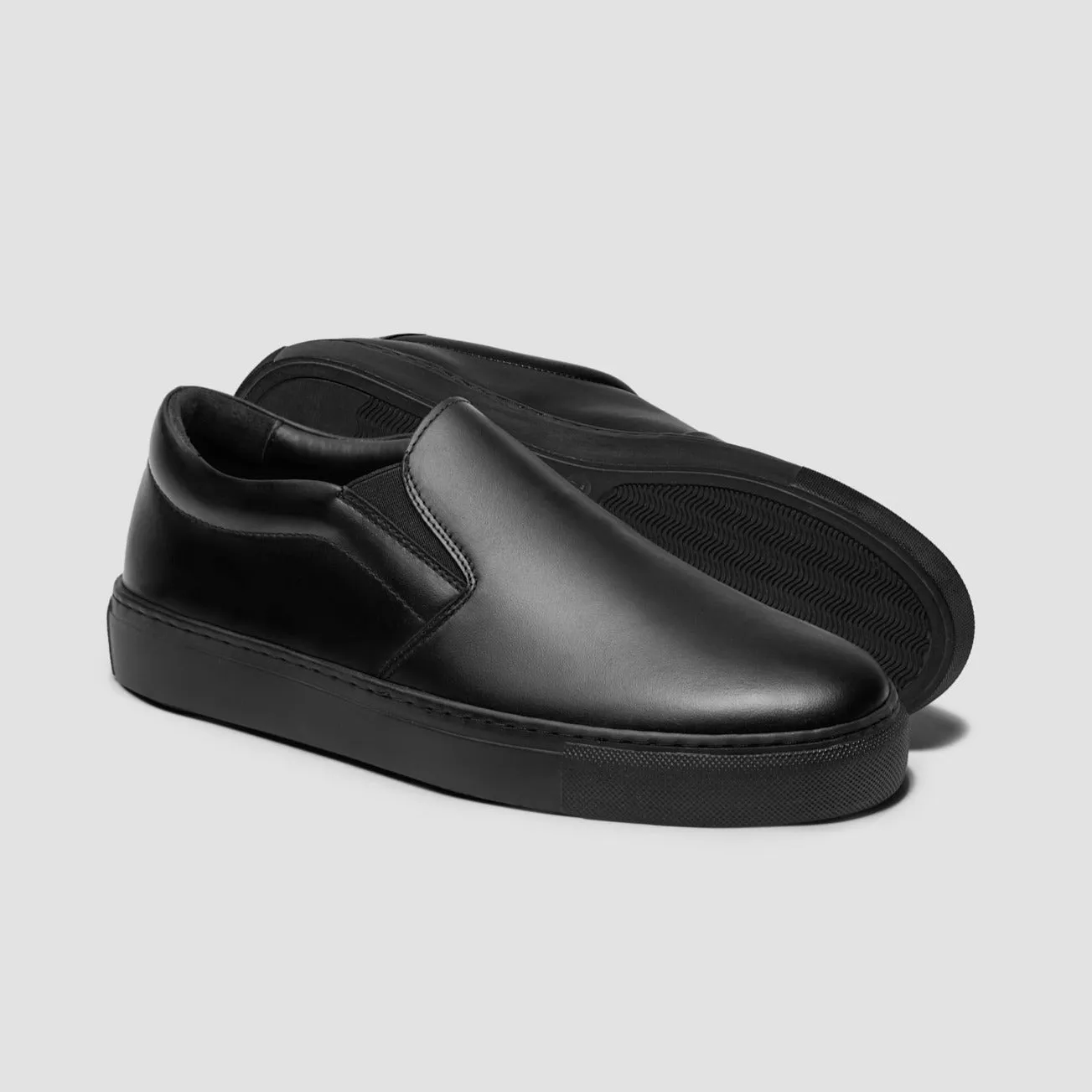 The Proper Slip-On Obsedian (Atelier Series)