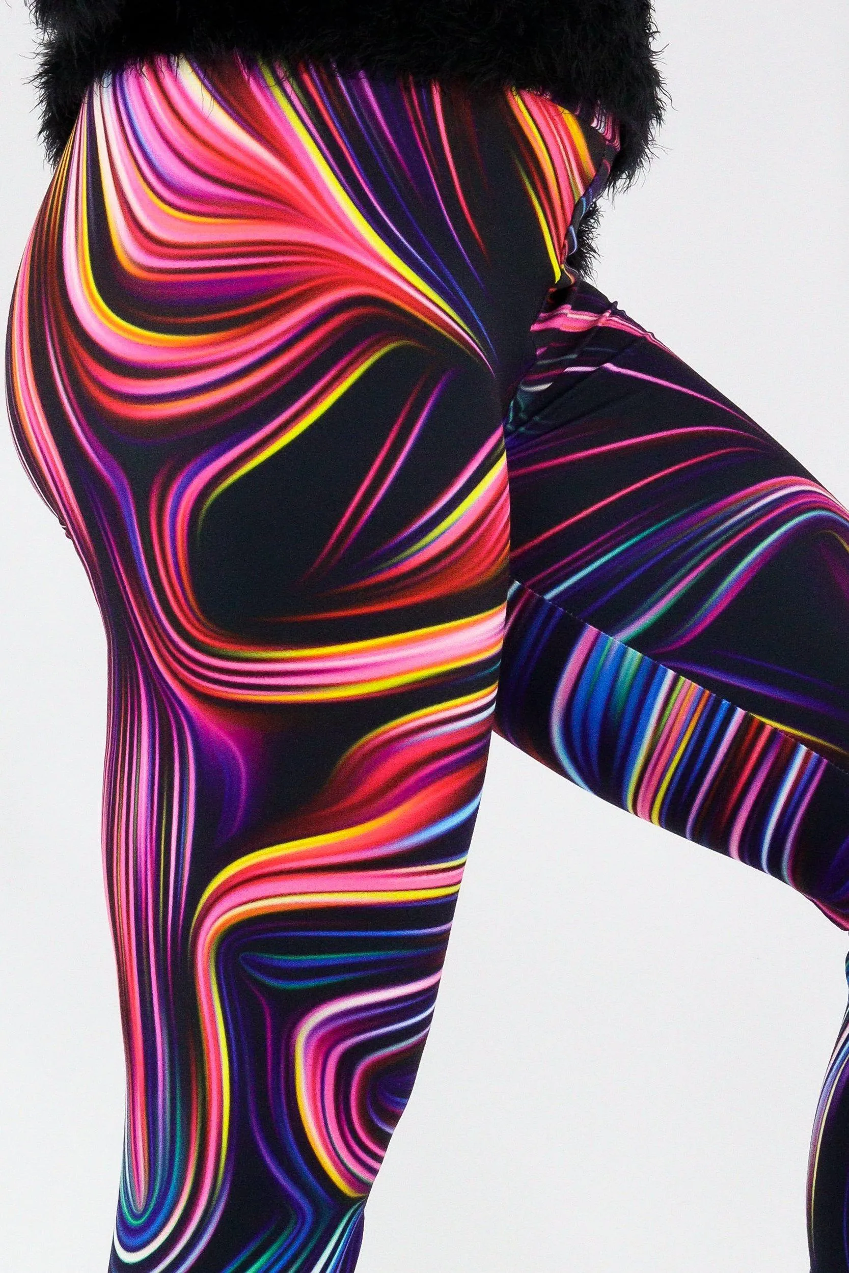 Transient Echo - Casual Capri Leggings