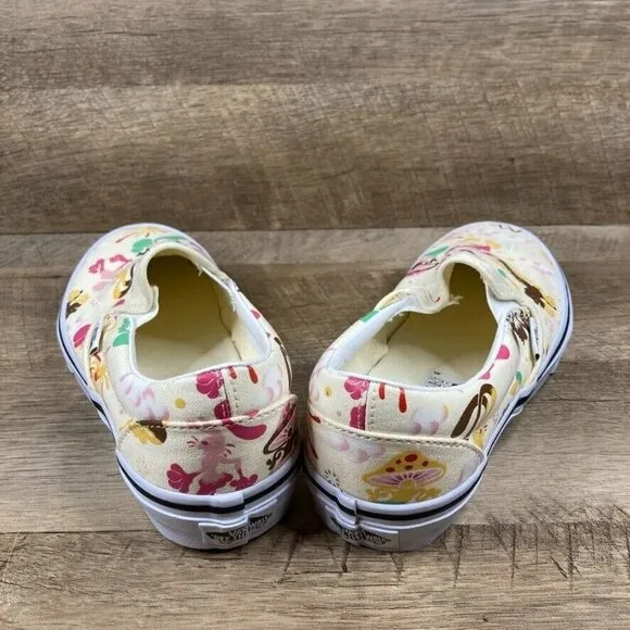 VANS Classic Slip On Get Outdoors Classic White Canvas Shoes Womens 7 NEW